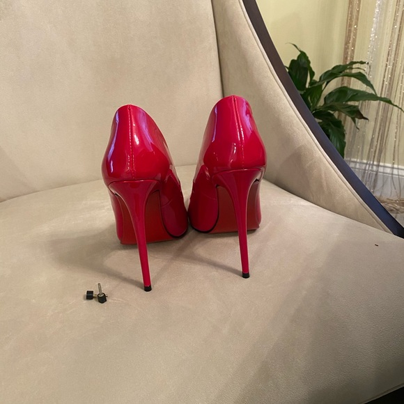 Shoes - Picture 6 of 6